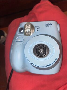 Fujifilm Instax Mini 7S Instant Camera - Light Blue
